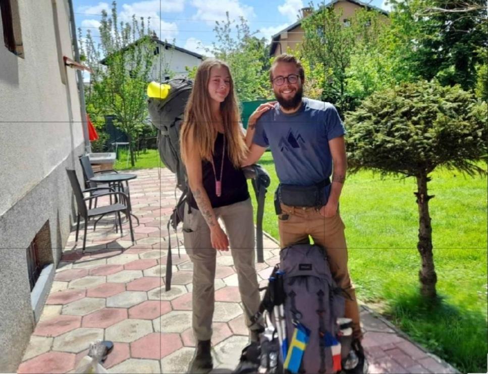 Bus Station Hostel Peć Eksteriør billede